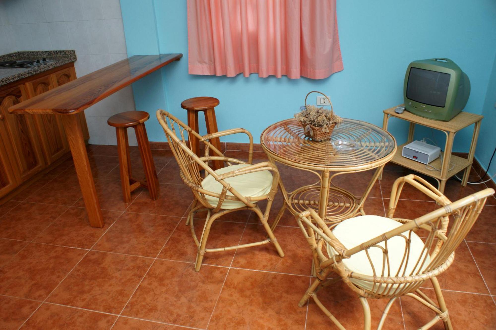Apartamentos Nelly Valle Gran Rey Phòng bức ảnh