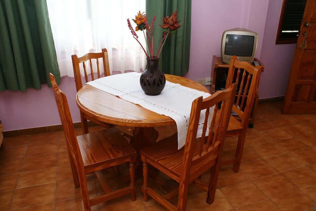 Apartamentos Nelly Valle Gran Rey Phòng bức ảnh